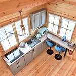 Wood Village Winiec