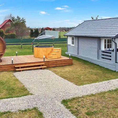 Wood Village * Winiec